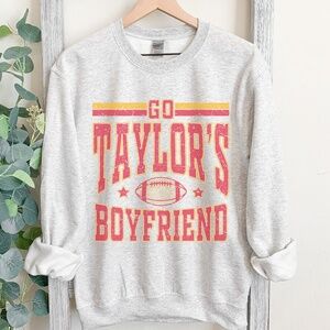 Go Taylor's Boyfriend vintage feel Sweatshirt in classic gray oversized fit